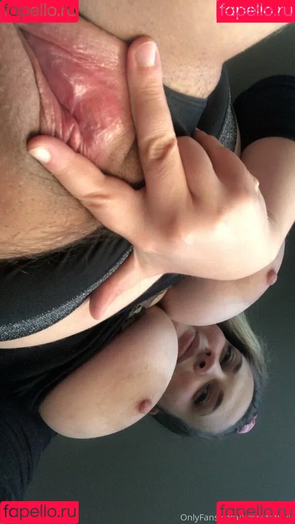 krispytofuuu Onlyfans Photo Gallery 