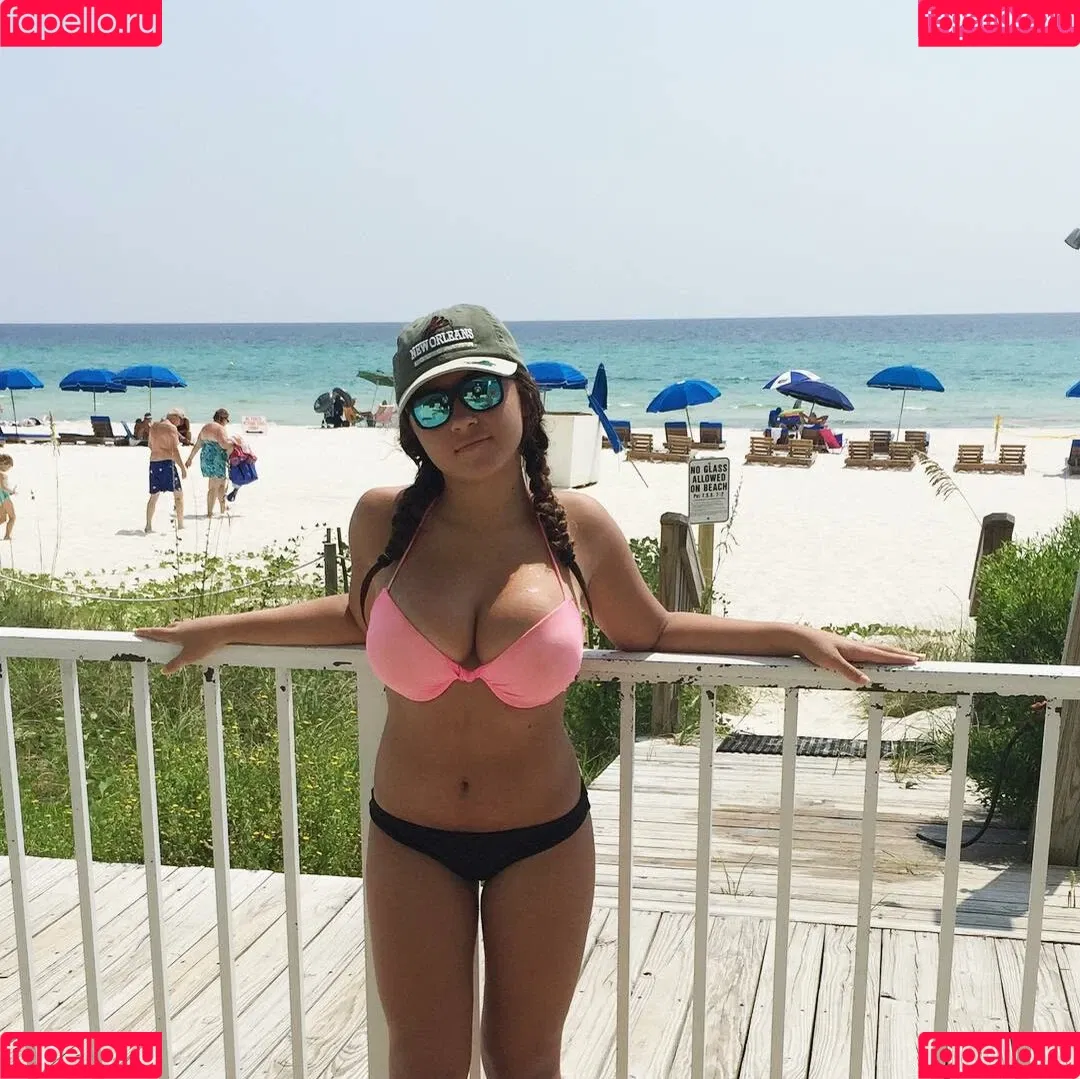 Katie A Onlyfans Photo Gallery 