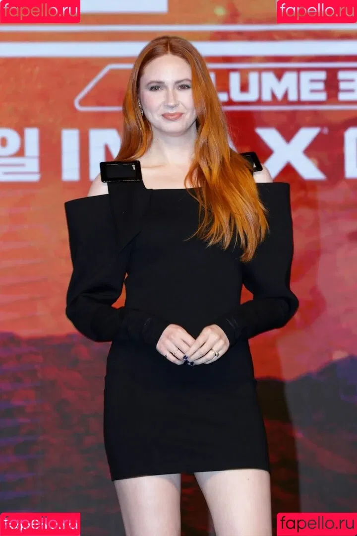 Karen Gillan Onlyfans Photo Gallery 