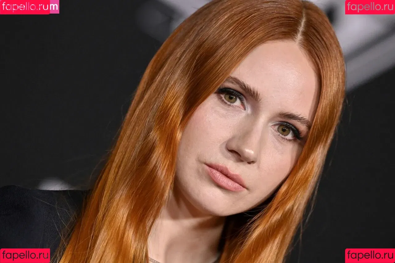 Karen Gillan Onlyfans Photo Gallery 