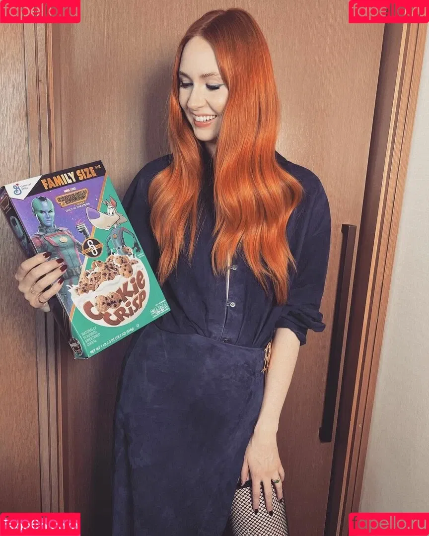 Karen Gillan Onlyfans Photo Gallery 