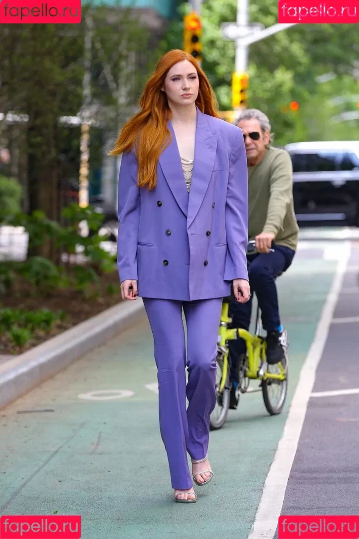 Karen Gillan Onlyfans Photo Gallery 