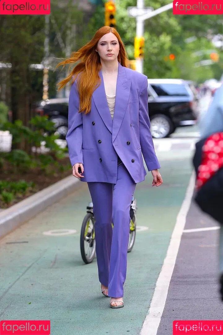Karen Gillan Onlyfans Photo Gallery 