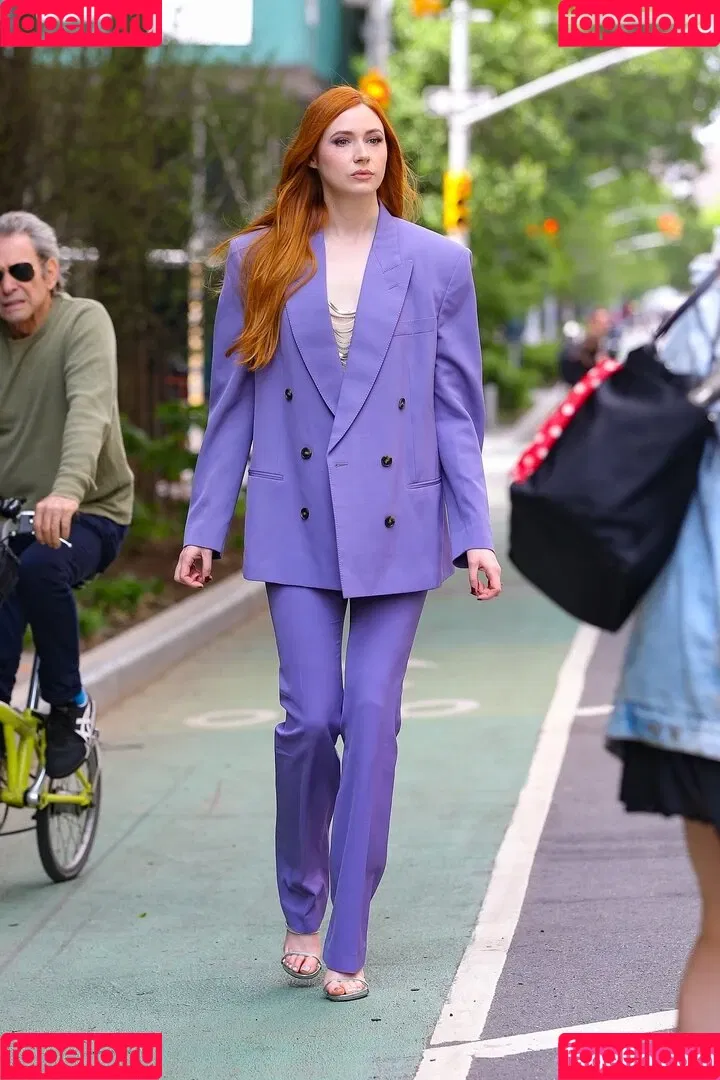 Karen Gillan Onlyfans Photo Gallery 