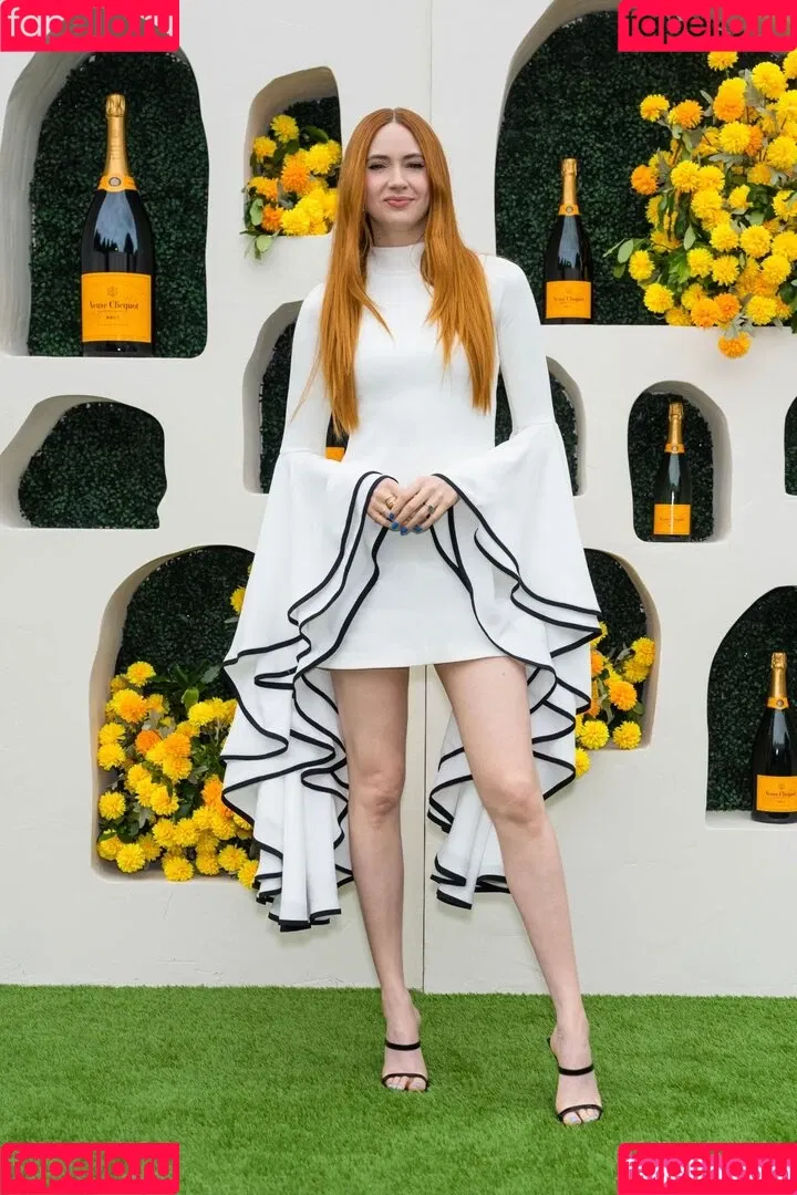 Karen Gillan Onlyfans Photo Gallery 