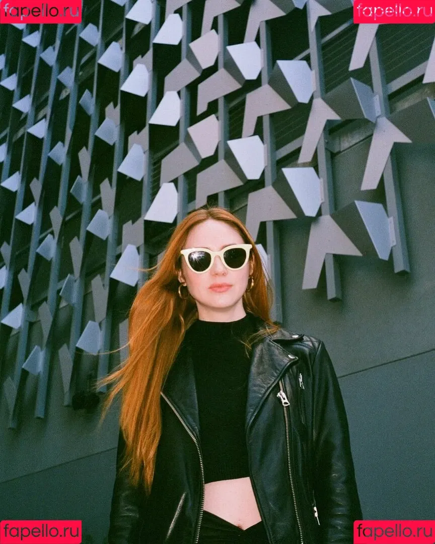 Karen Gillan Onlyfans Photo Gallery 