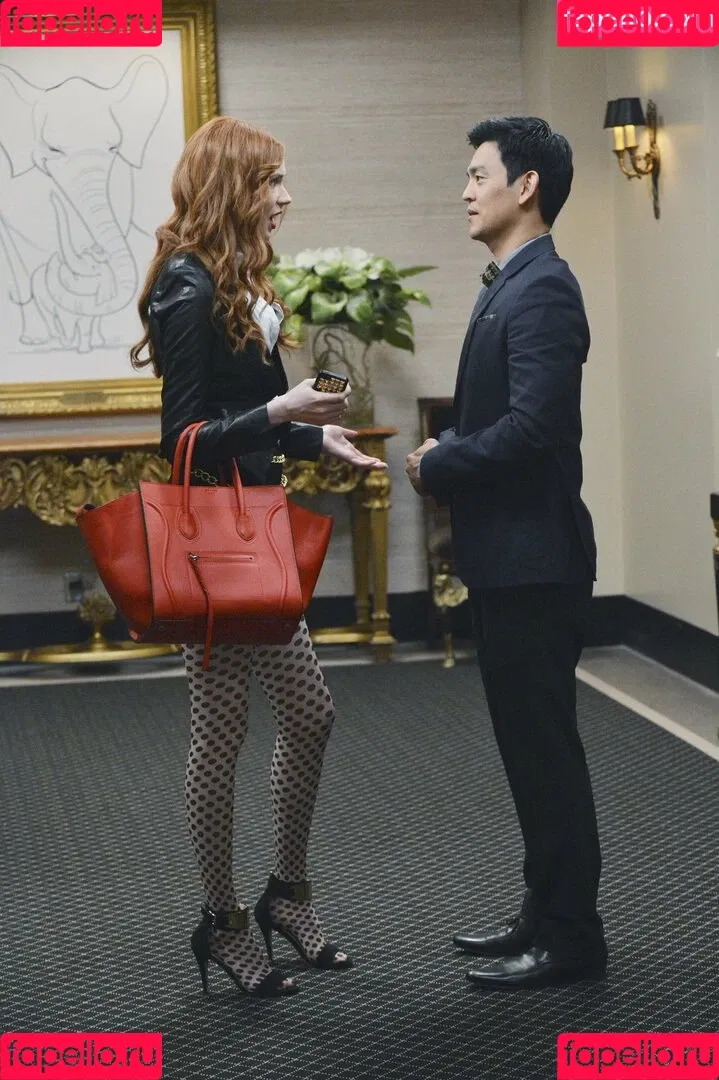 Karen Gillan Onlyfans Photo Gallery 