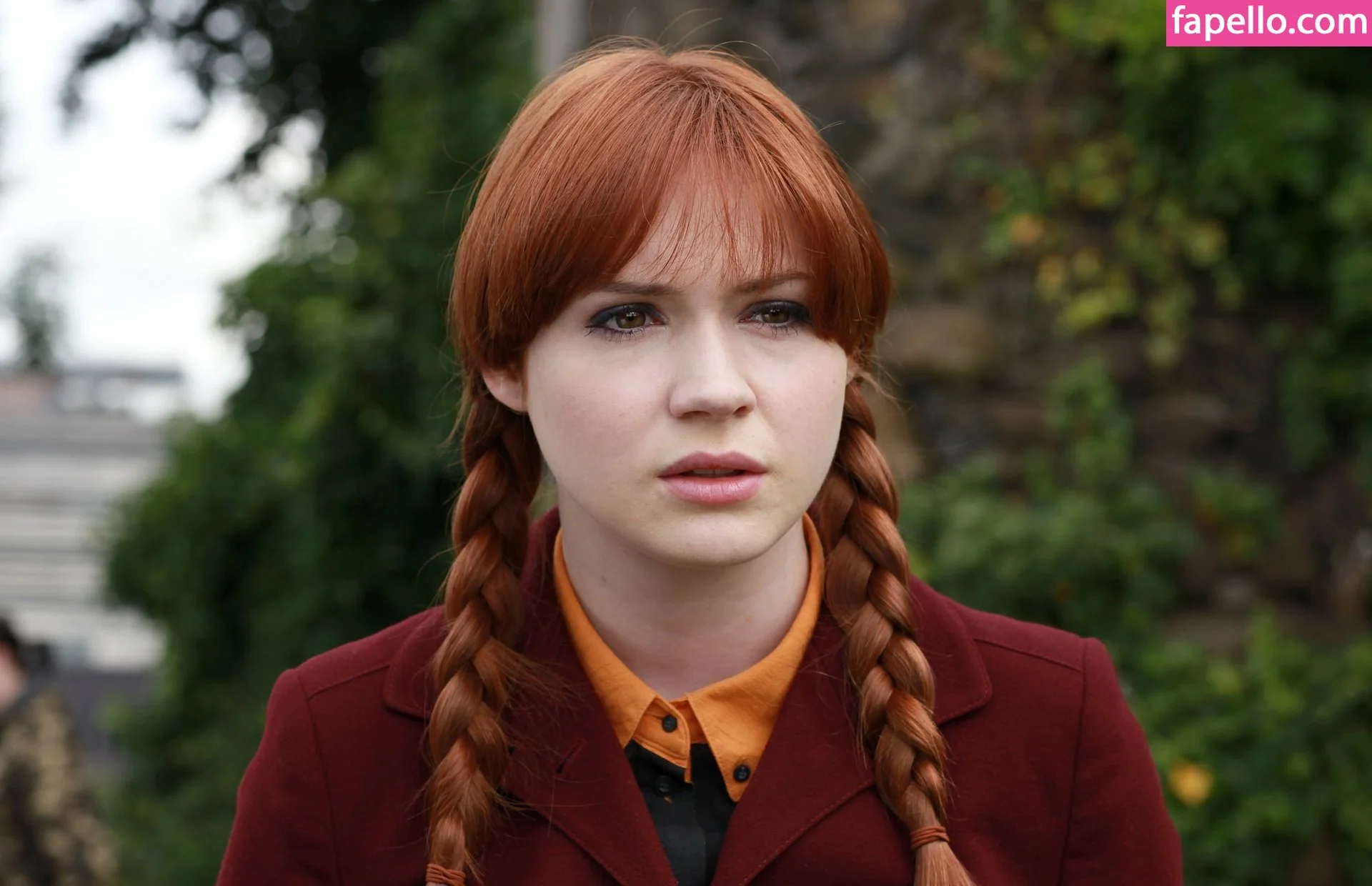 Karen Gillan Onlyfans Photo Gallery 