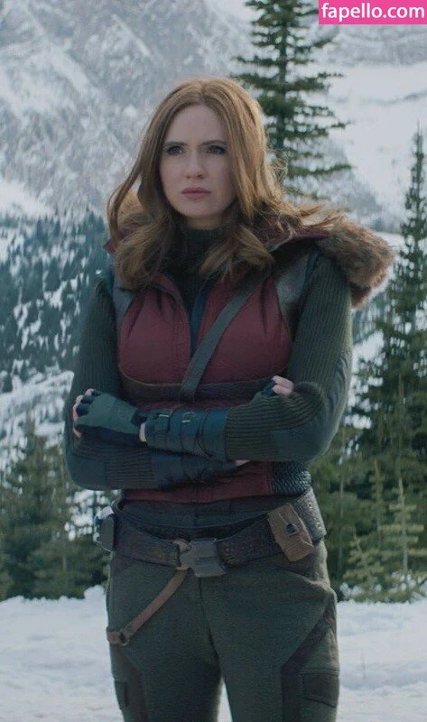 Karen Gillan Onlyfans Photo Gallery 