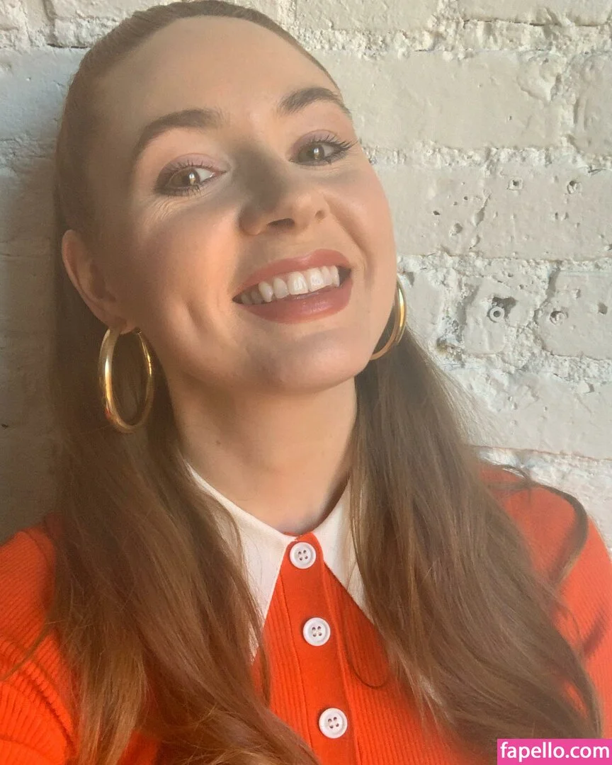 Karen Gillan Onlyfans Photo Gallery 