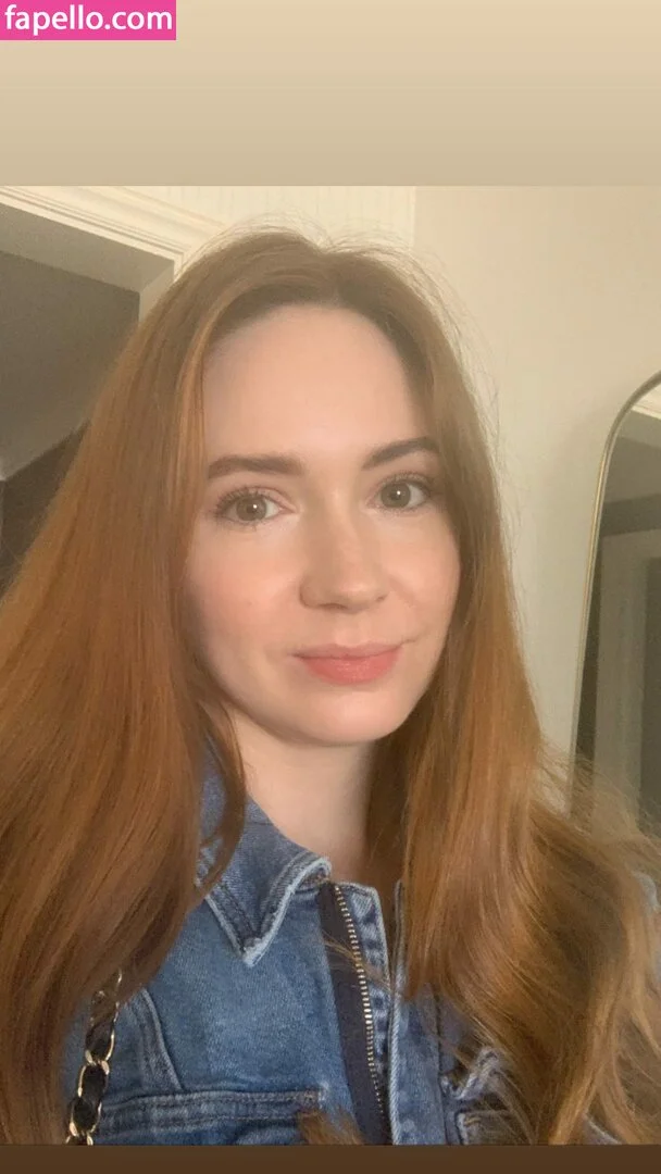 Karen Gillan Onlyfans Photo Gallery 