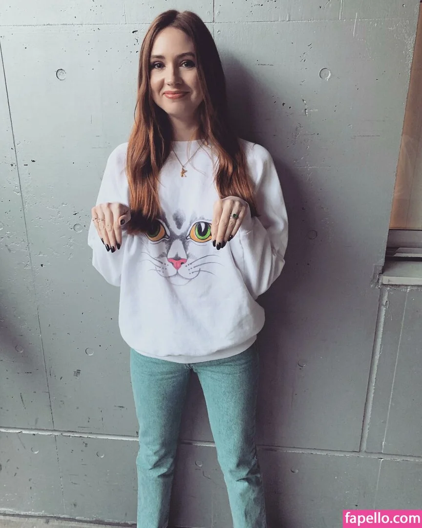 Karen Gillan Onlyfans Photo Gallery 