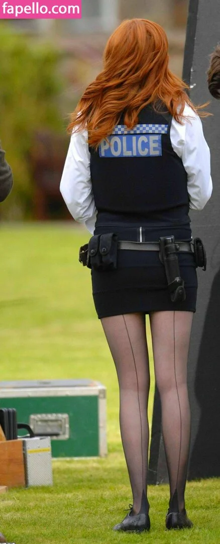 Karen Gillan Onlyfans Photo Gallery 