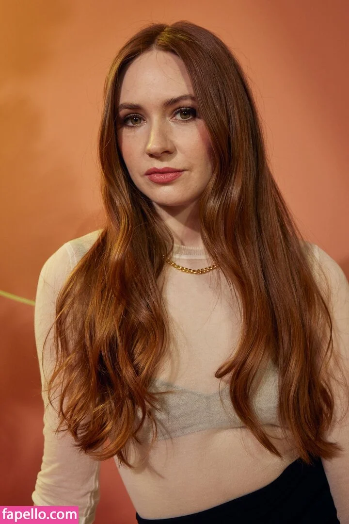 Karen Gillan Onlyfans Photo Gallery 
