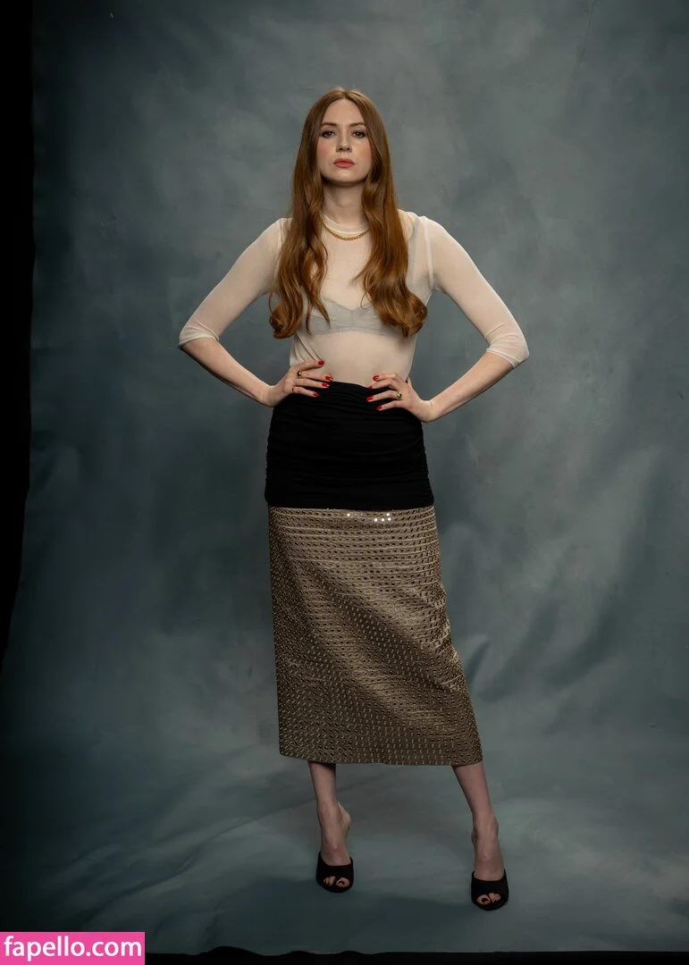 Karen Gillan Onlyfans Photo Gallery 