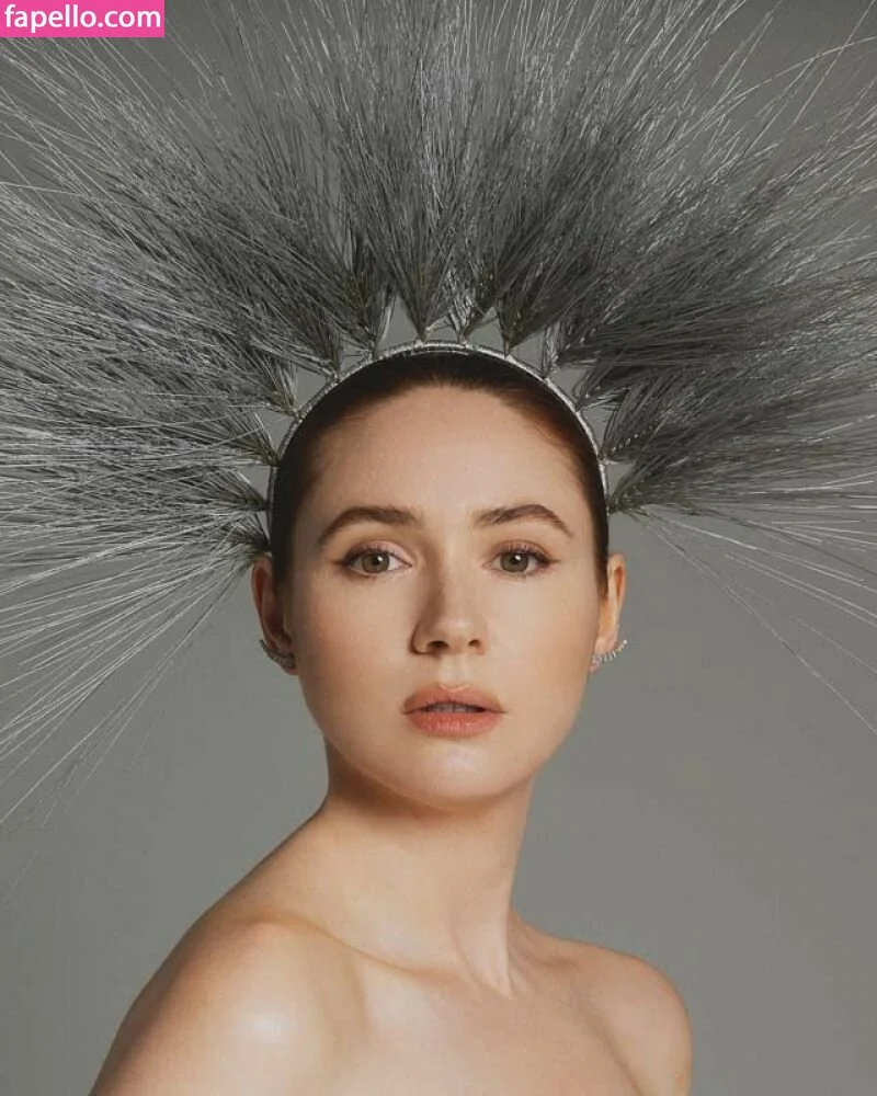 Karen Gillan Onlyfans Photo Gallery 