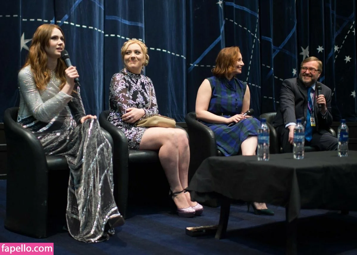 Karen Gillan Onlyfans Photo Gallery 