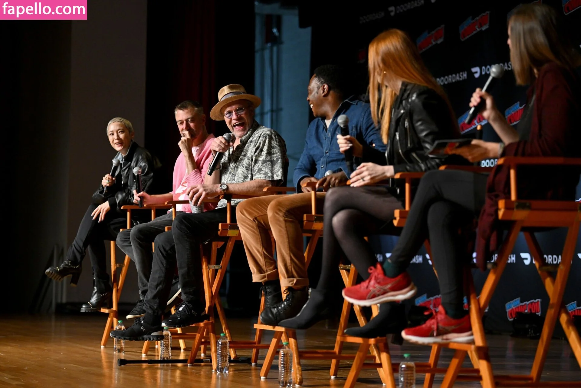 Karen Gillan Onlyfans Photo Gallery 