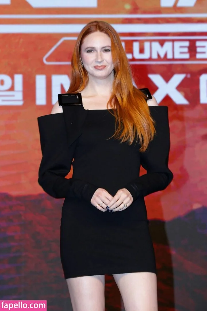 Karen Gillan Onlyfans Photo Gallery 