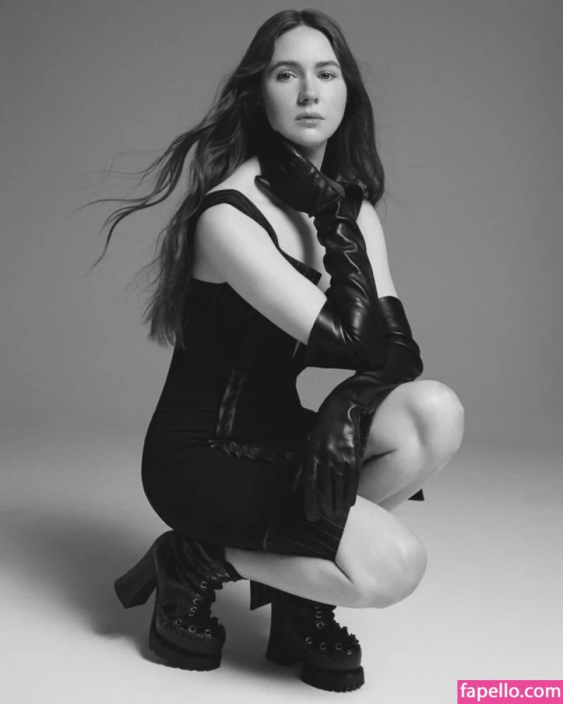 Karen Gillan Onlyfans Photo Gallery 