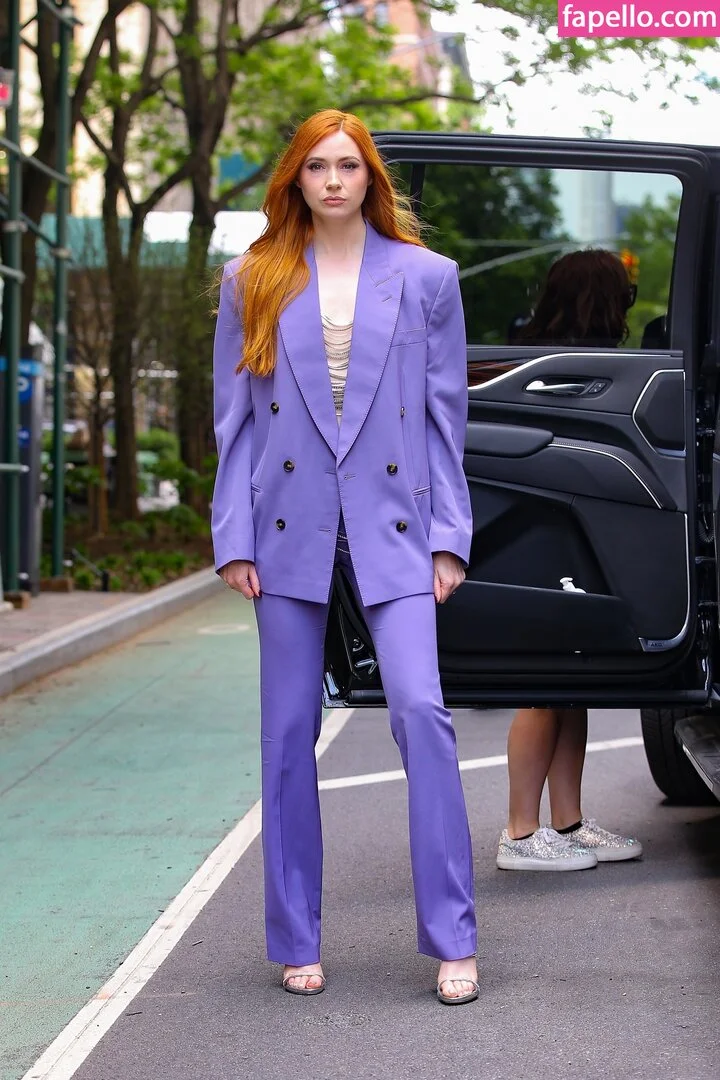 Karen Gillan Onlyfans Photo Gallery 