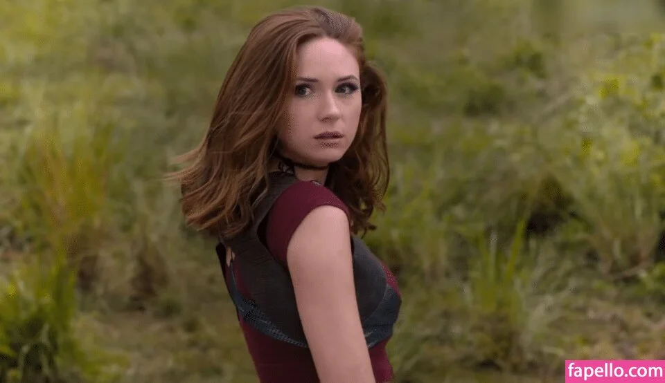 Karen Gillan Onlyfans Photo Gallery 