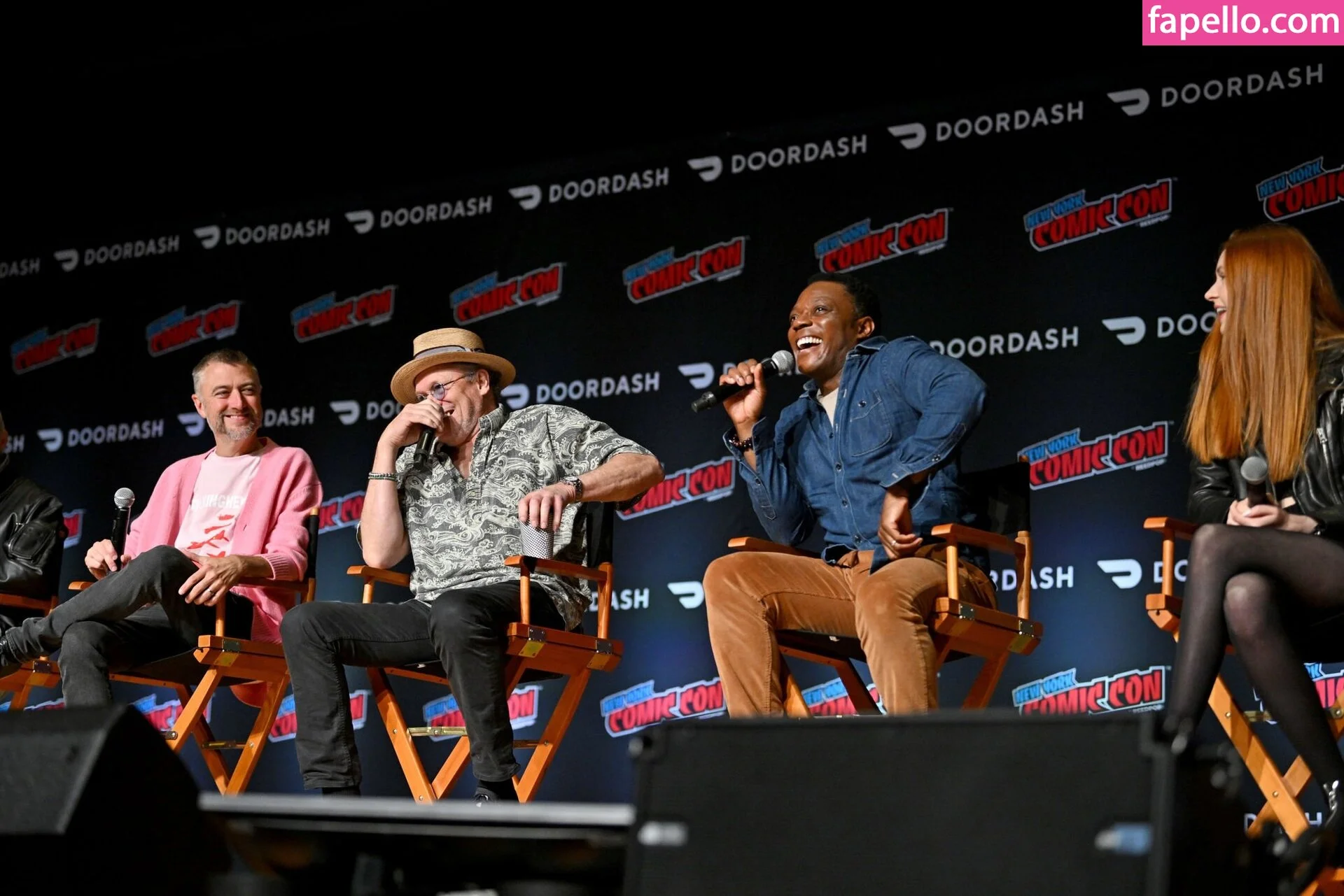 Karen Gillan Onlyfans Photo Gallery 