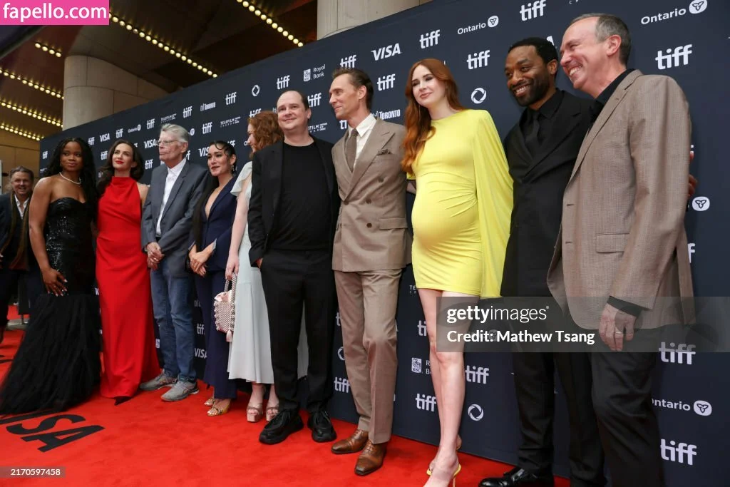 Karen Gillan Onlyfans Photo Gallery 