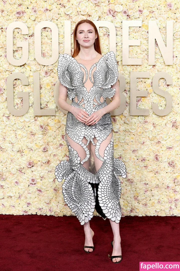 Karen Gillan Onlyfans Photo Gallery 