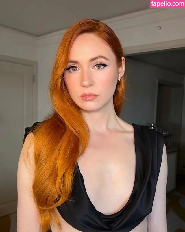Karen Gillan Onlyfans Photo Gallery 