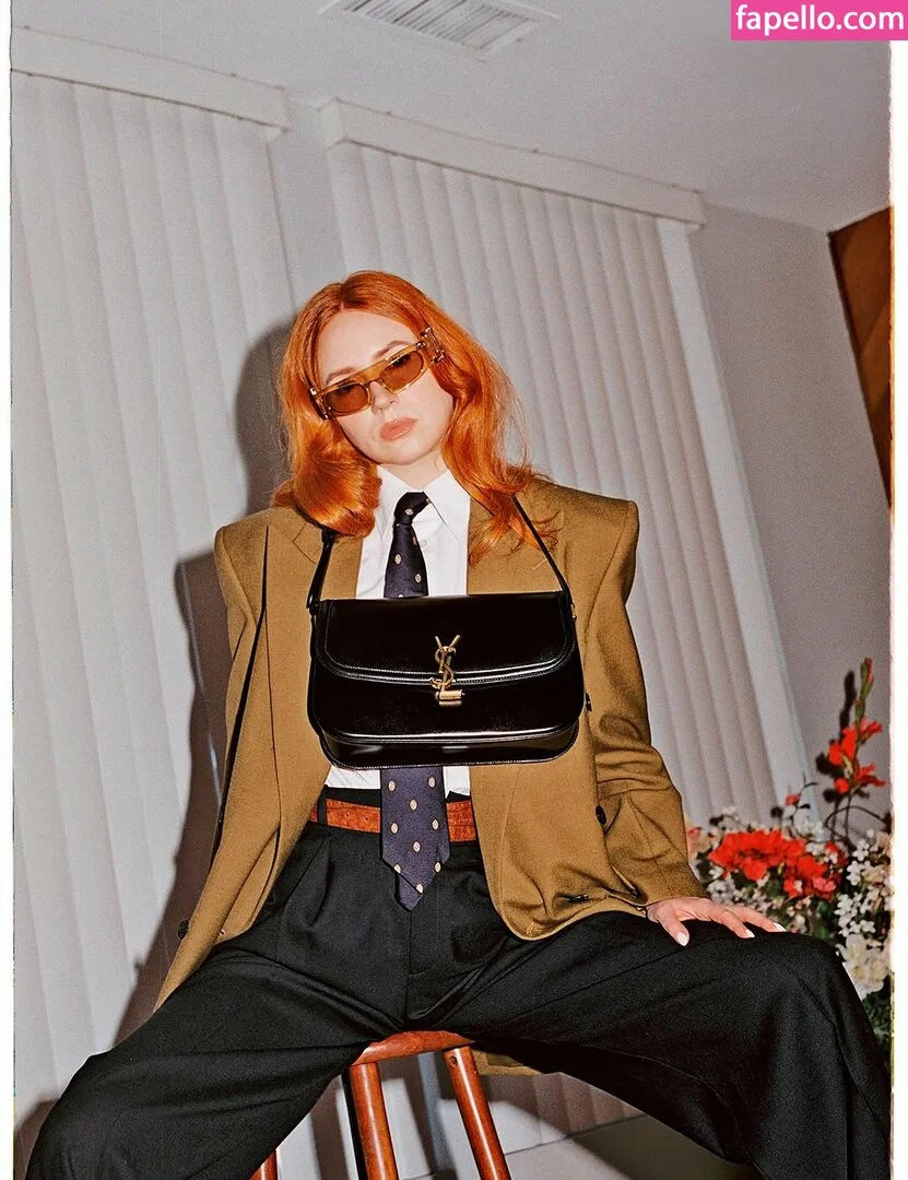 Karen Gillan Onlyfans Photo Gallery 