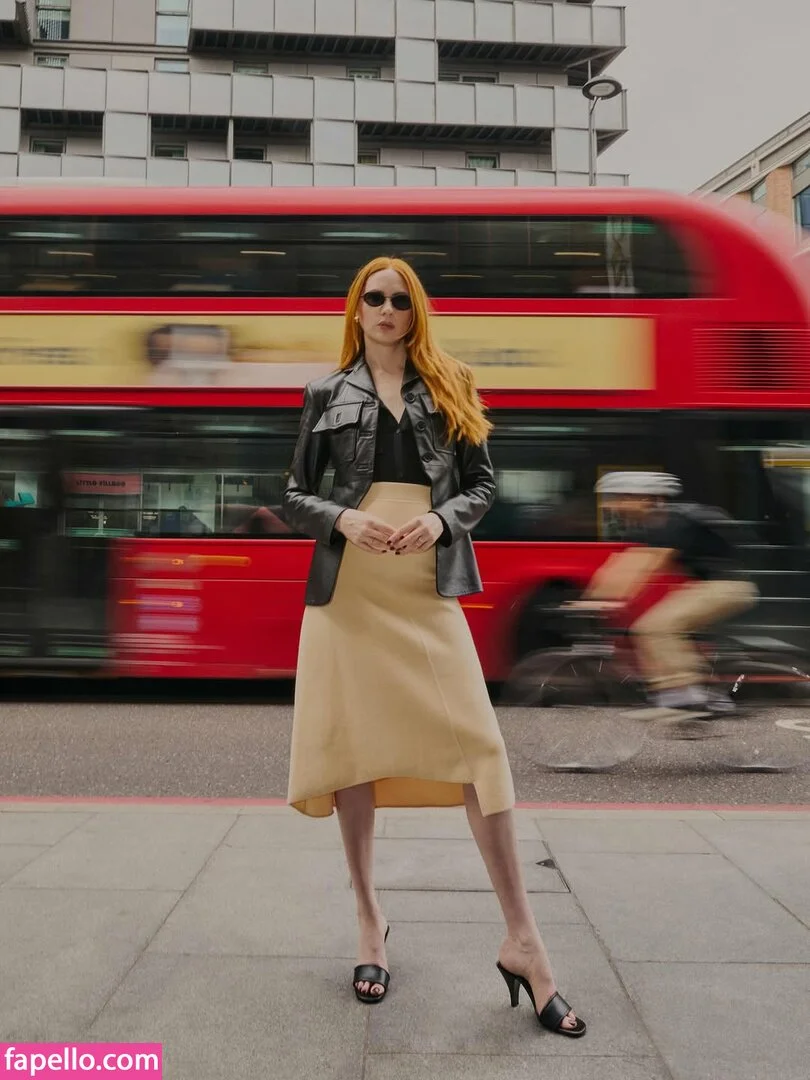 Karen Gillan Onlyfans Photo Gallery 