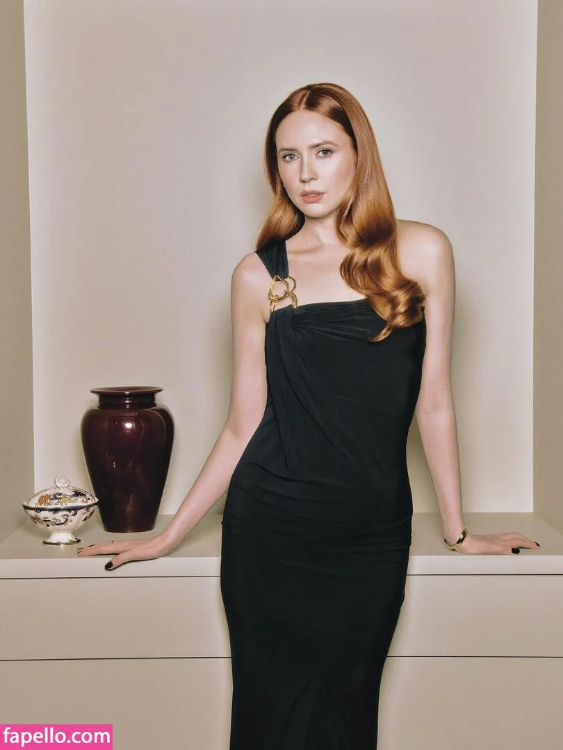 Karen Gillan Onlyfans Photo Gallery 