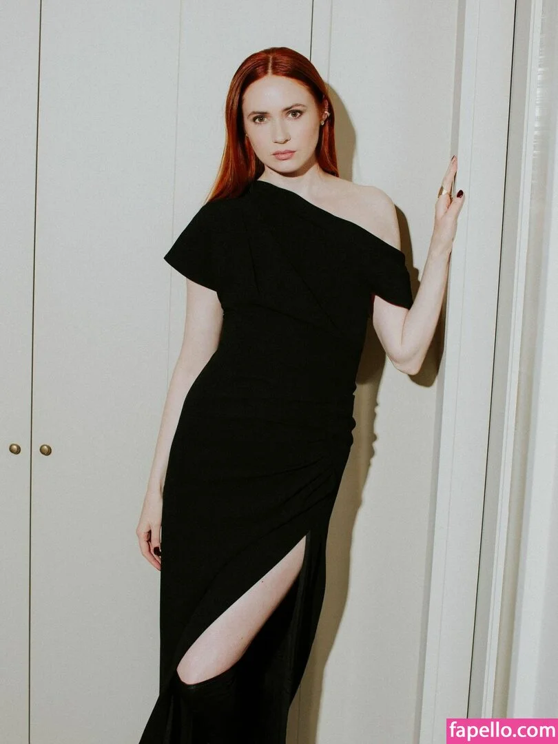 Karen Gillan Onlyfans Photo Gallery 