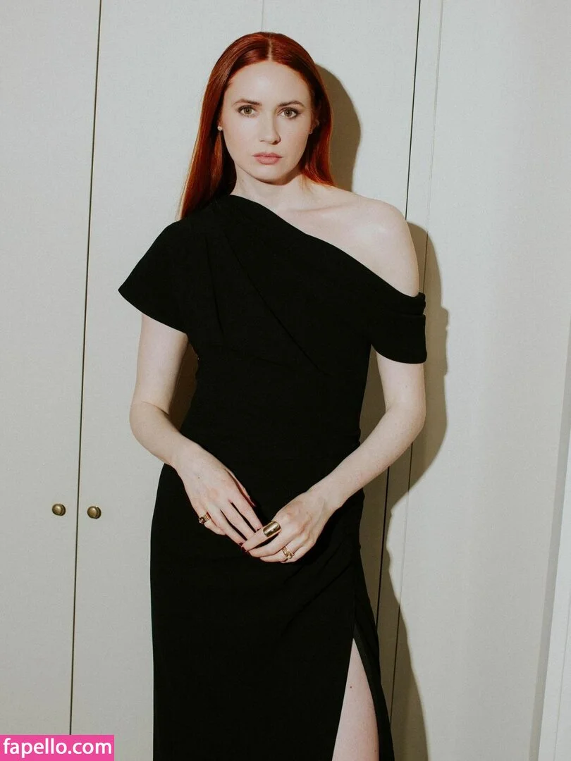 Karen Gillan Onlyfans Photo Gallery 