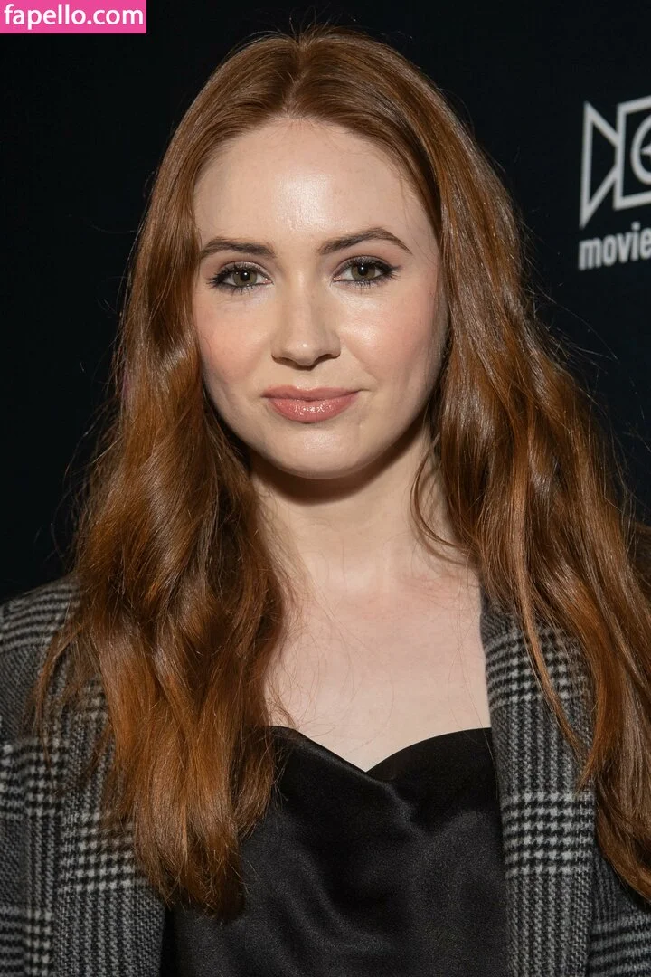 Karen Gillan Onlyfans Photo Gallery 