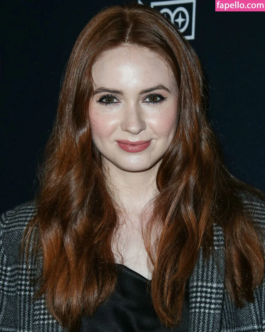 Karen Gillan Onlyfans Photo Gallery 