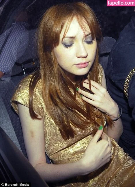 Karen Gillan Onlyfans Photo Gallery 