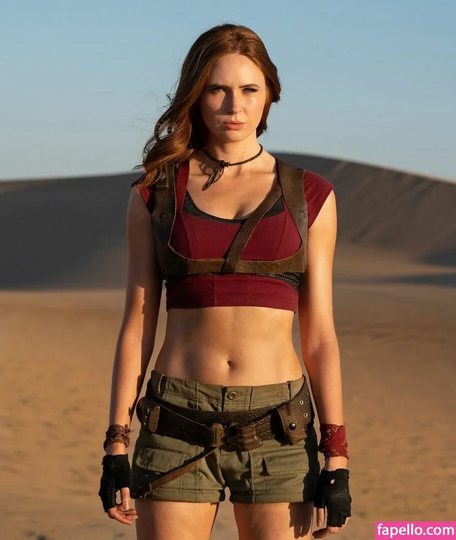 Karen Gillan Onlyfans Photo Gallery 