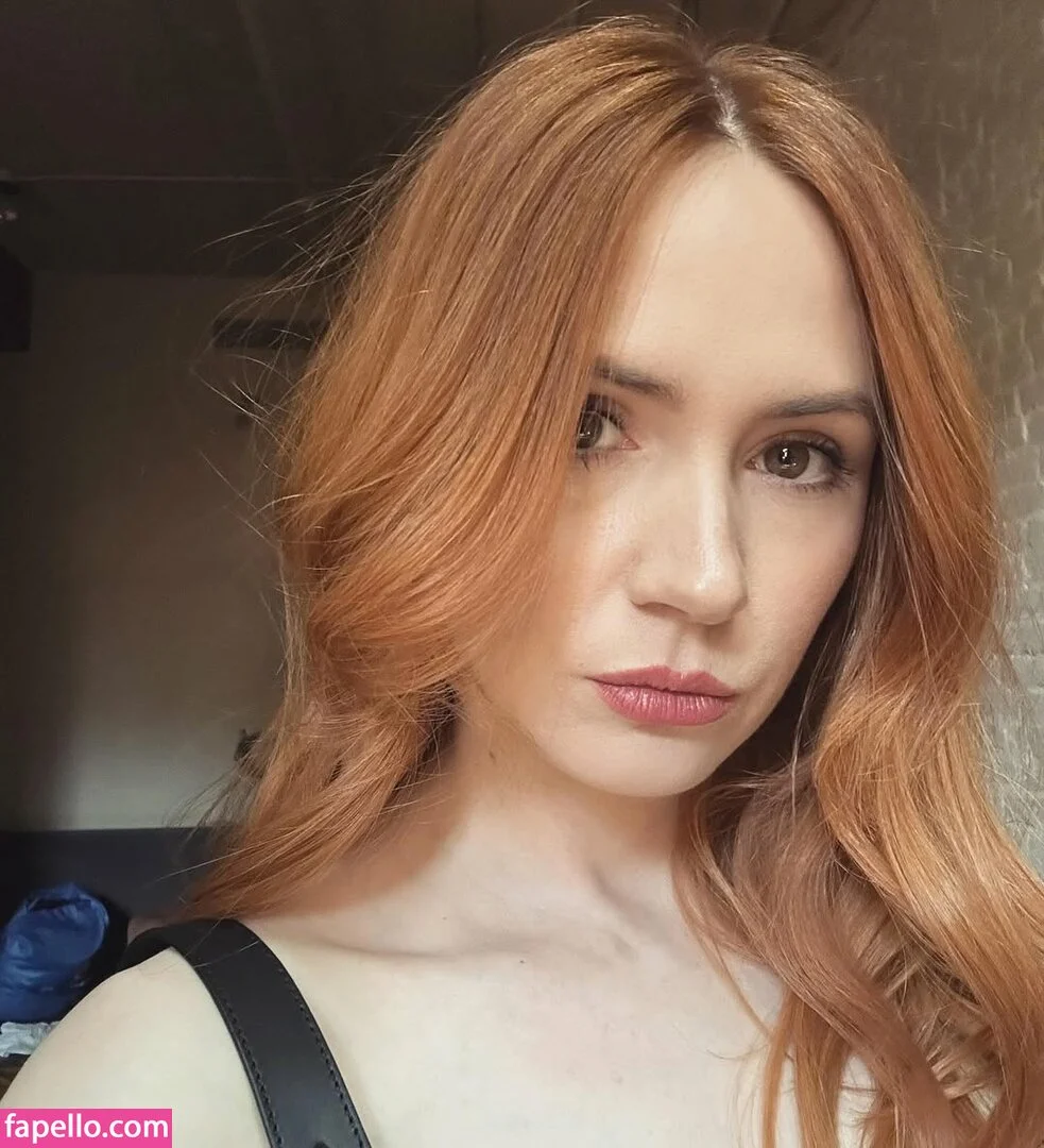 Karen Gillan Onlyfans Photo Gallery 