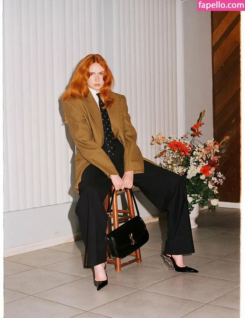 Karen Gillan Onlyfans Photo Gallery 