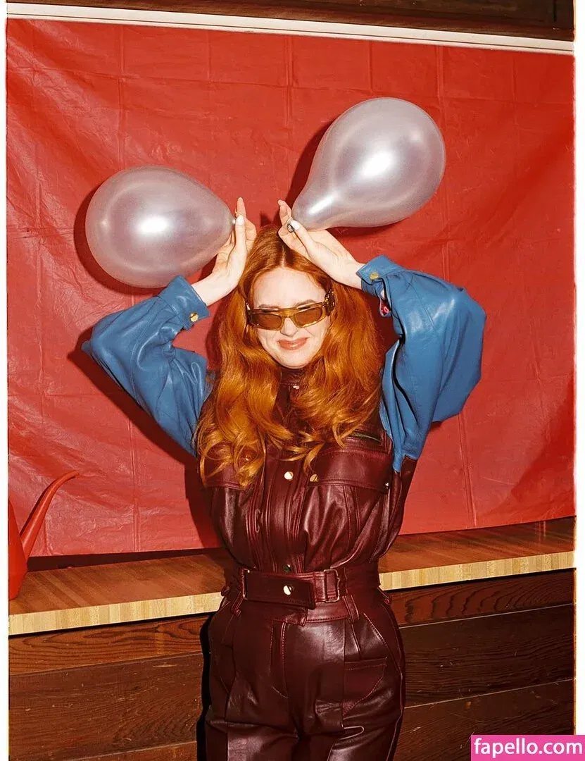 Karen Gillan Onlyfans Photo Gallery 