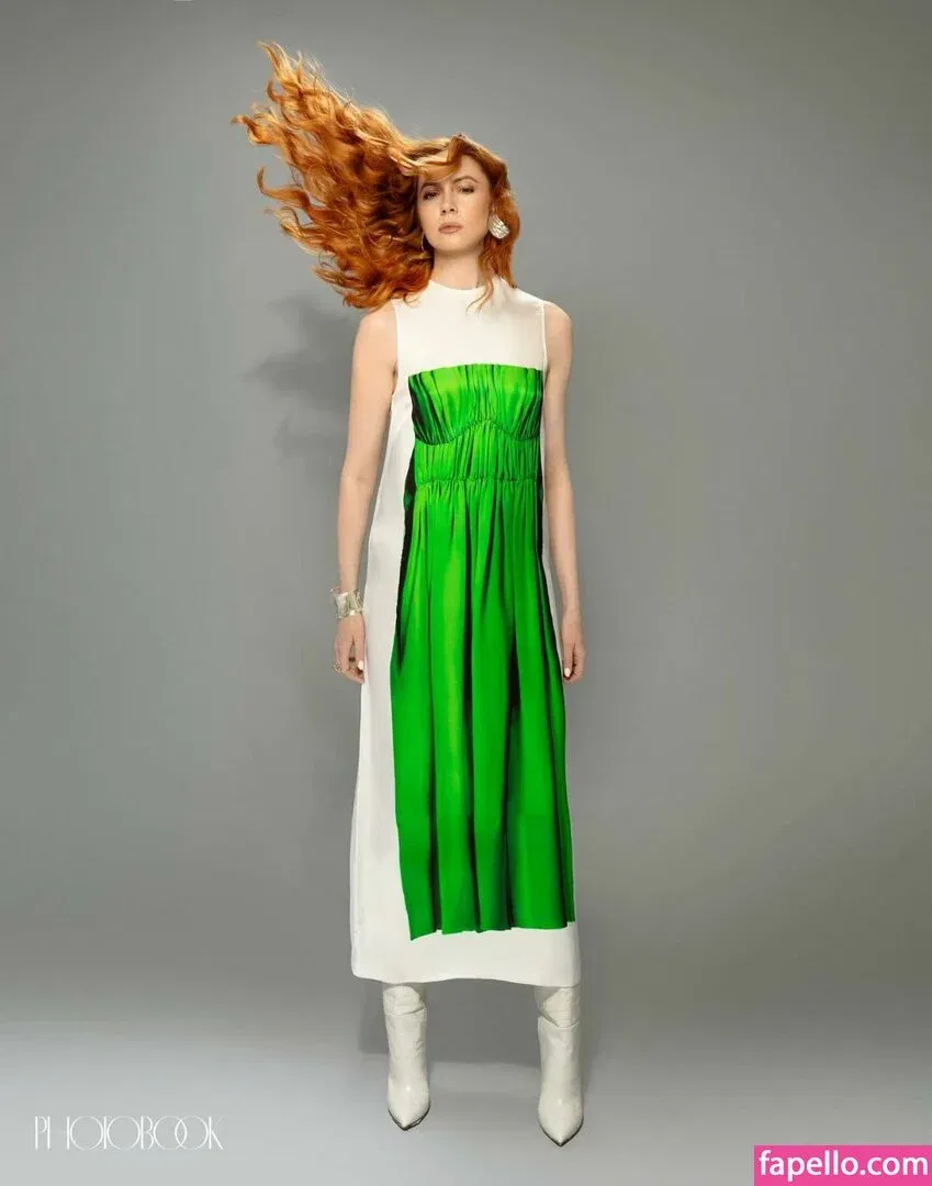 Karen Gillan Onlyfans Photo Gallery 