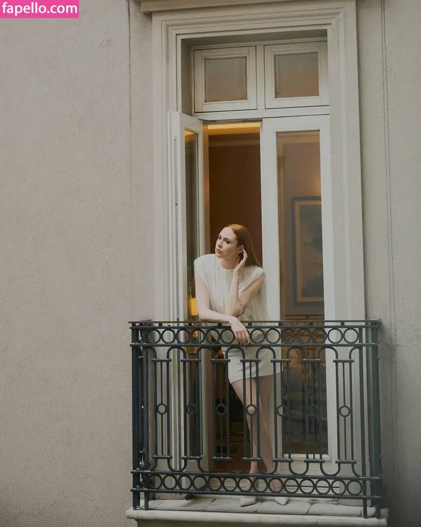 Karen Gillan Onlyfans Photo Gallery 