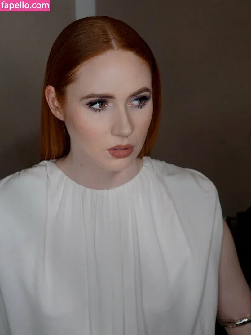 Karen Gillan Onlyfans Photo Gallery 