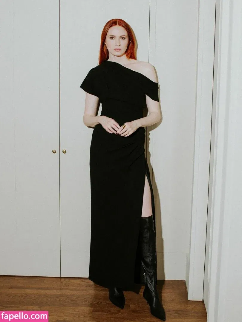 Karen Gillan Onlyfans Photo Gallery 