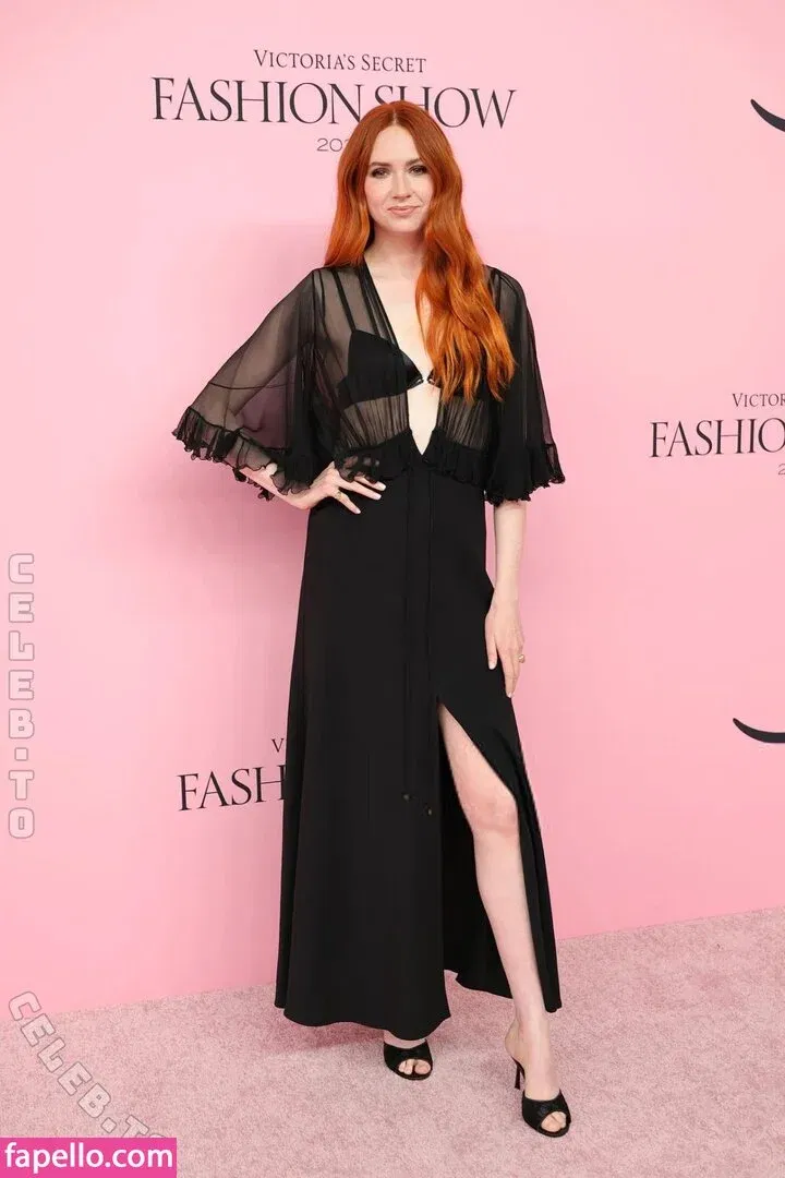 Karen Gillan Onlyfans Photo Gallery 