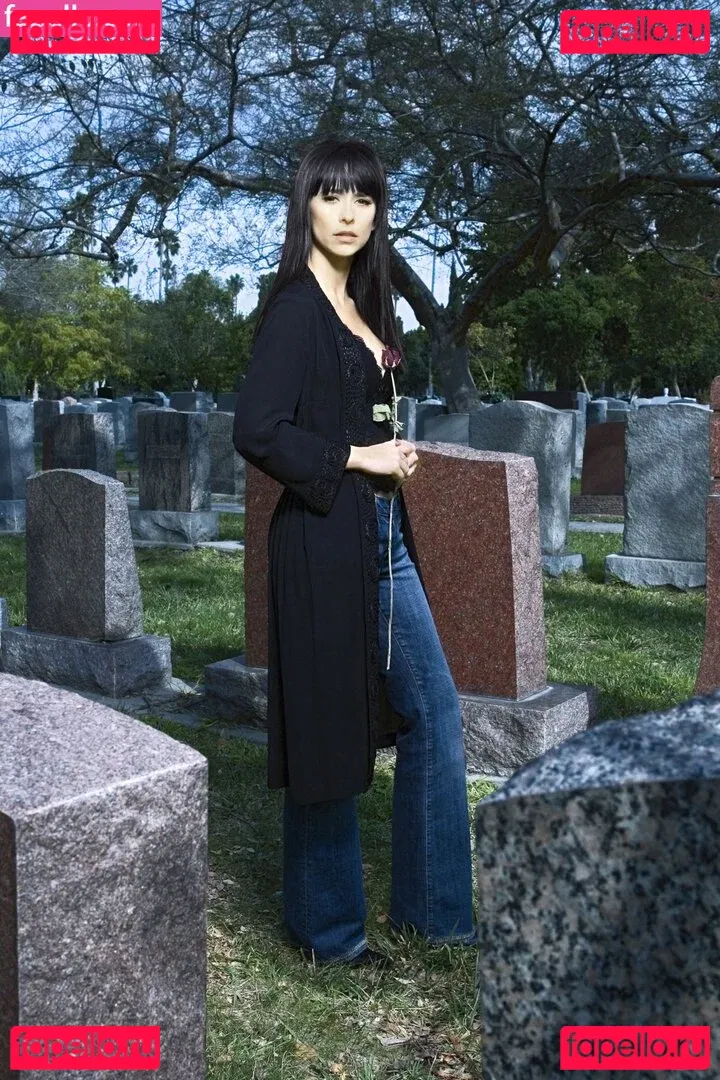 Jennifer Love Hewitt Onlyfans Photo Gallery 