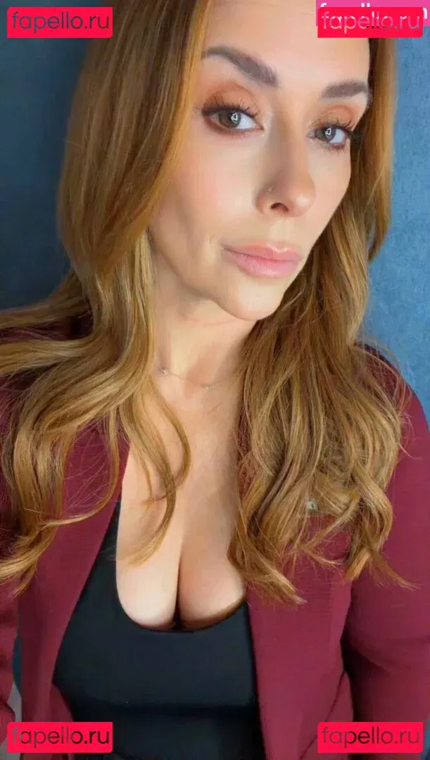 Jennifer Love Hewitt Onlyfans Photo Gallery 