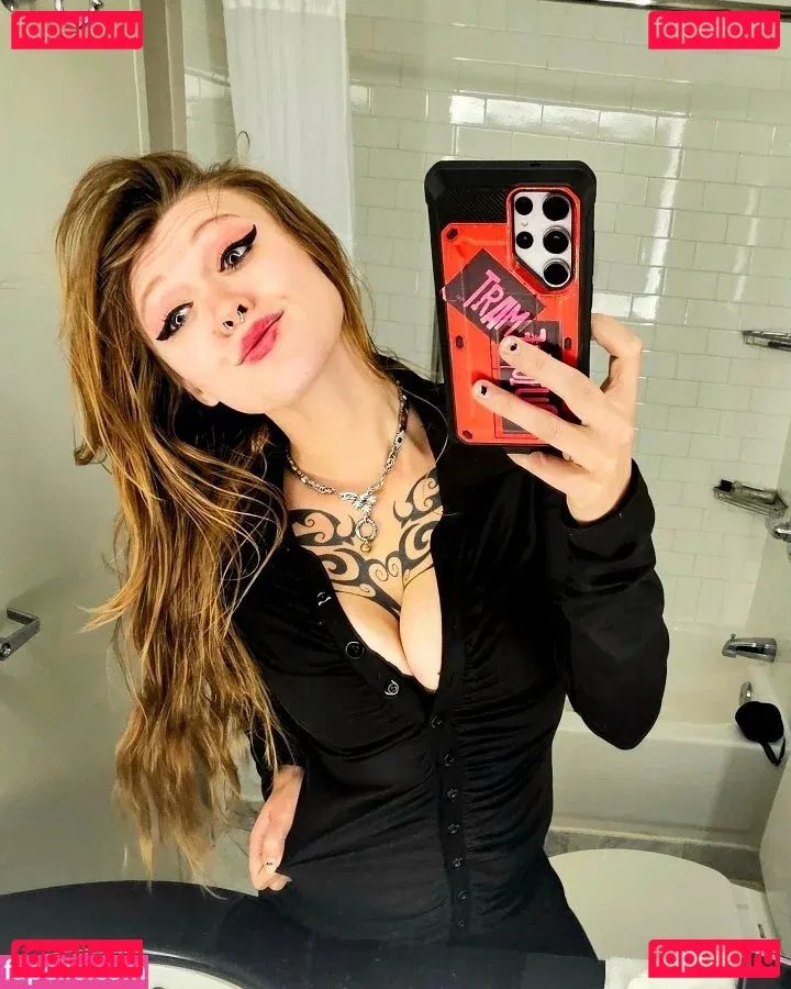 KittyKrystl Onlyfans Photo Gallery 